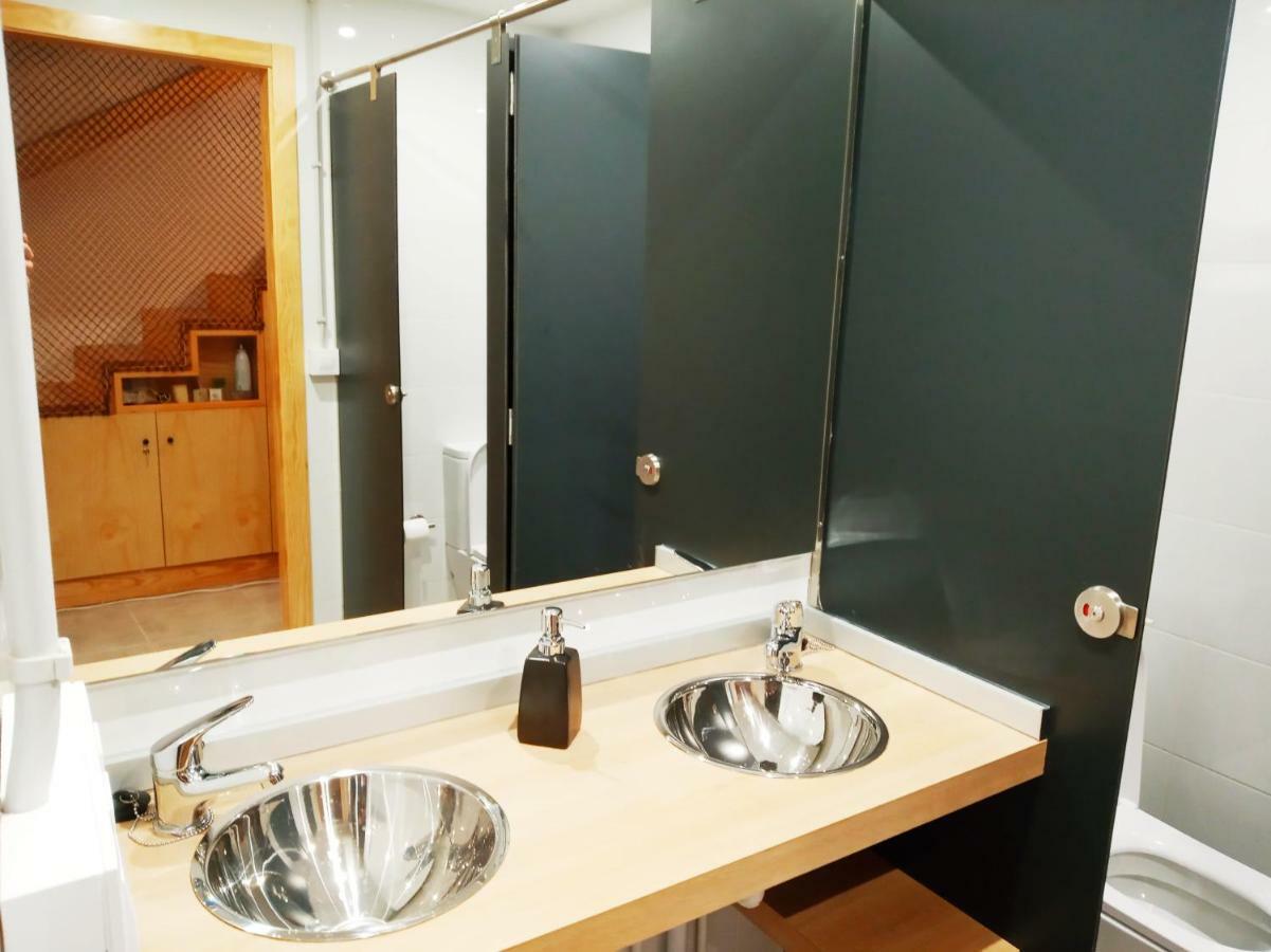 Albergue O Peirao 阿瓜尔达 外观 照片